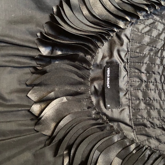 Black Dress with Feather Ornaments - Picture 3 of 3